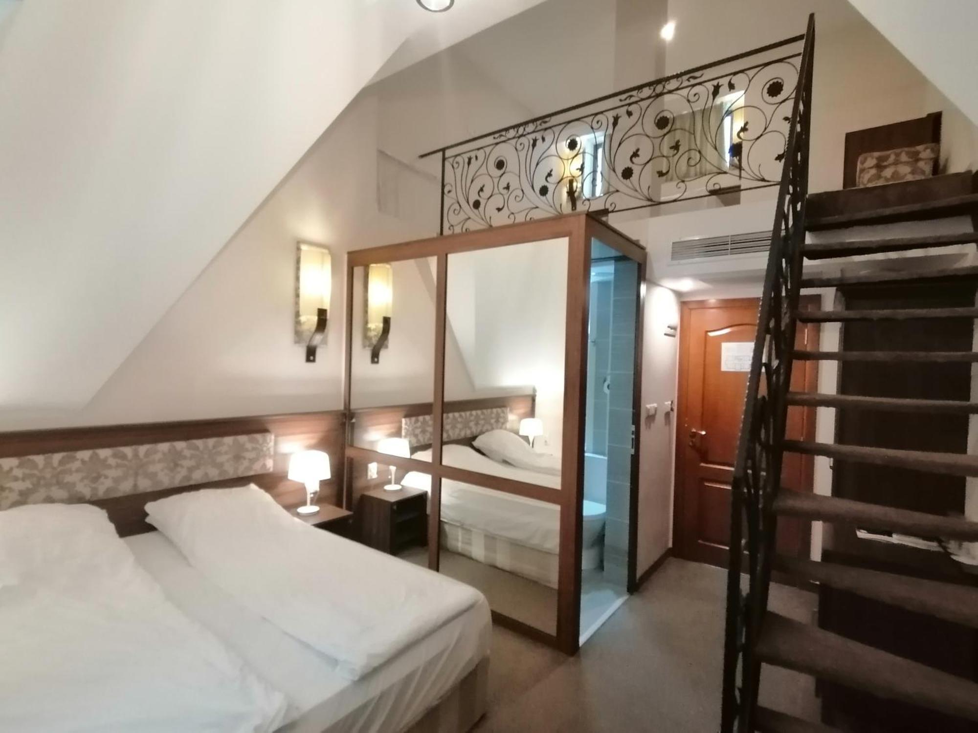 Hotel Aristokrat Obzor Buitenkant foto