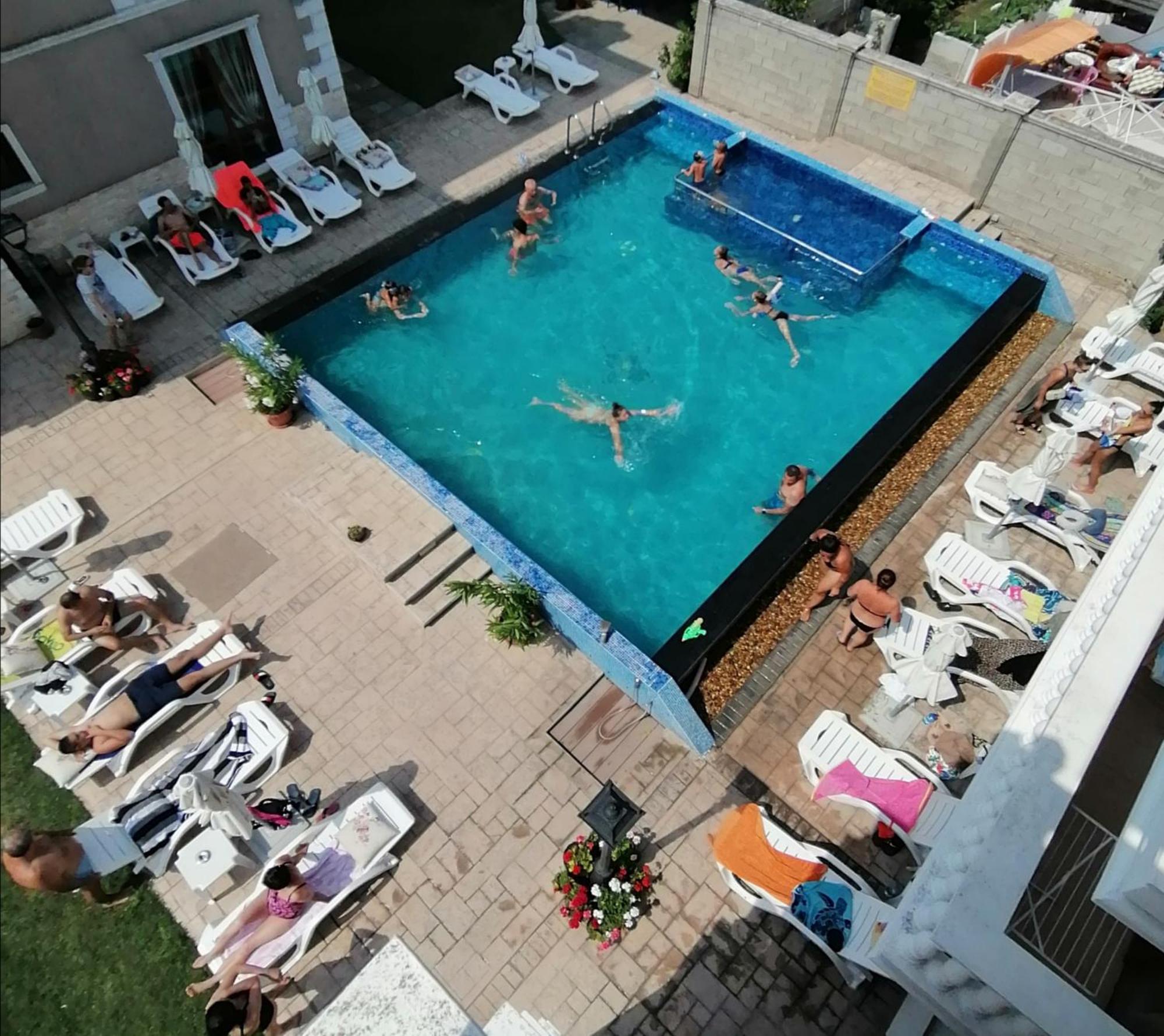 Hotel Aristokrat Obzor Buitenkant foto