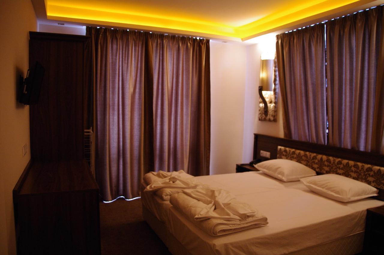 Hotel Aristokrat Obzor Buitenkant foto