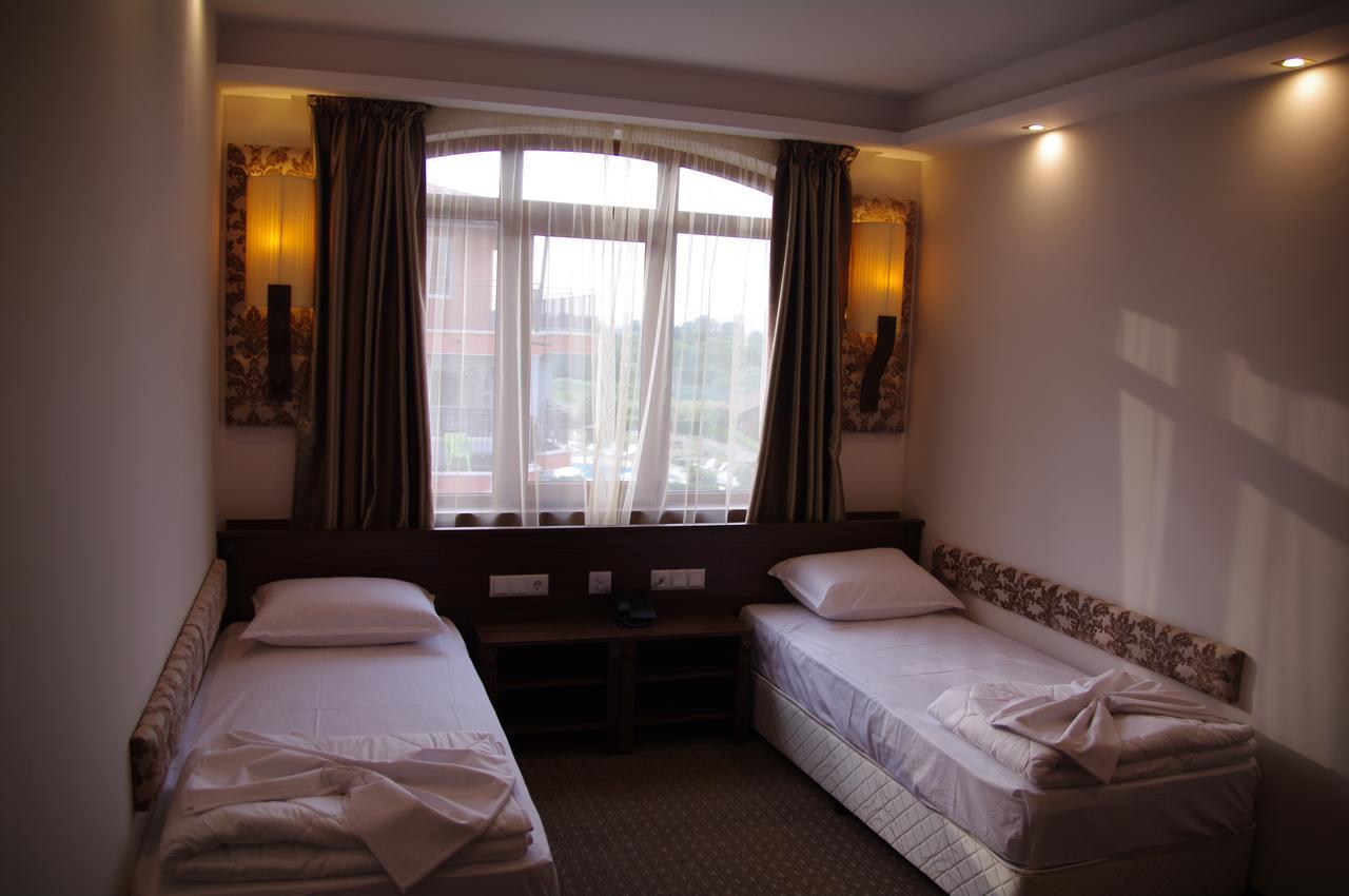 Hotel Aristokrat Obzor Buitenkant foto