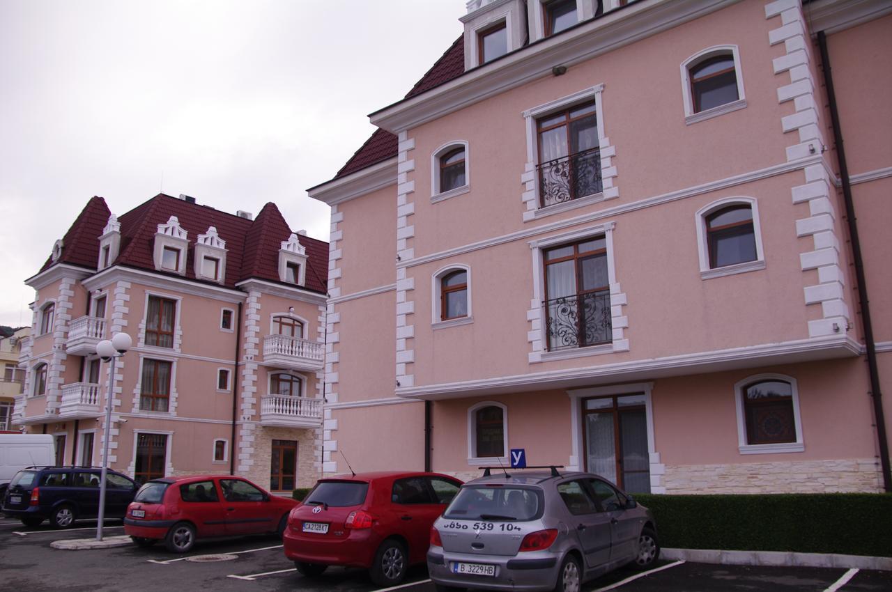 Hotel Aristokrat Obzor Buitenkant foto