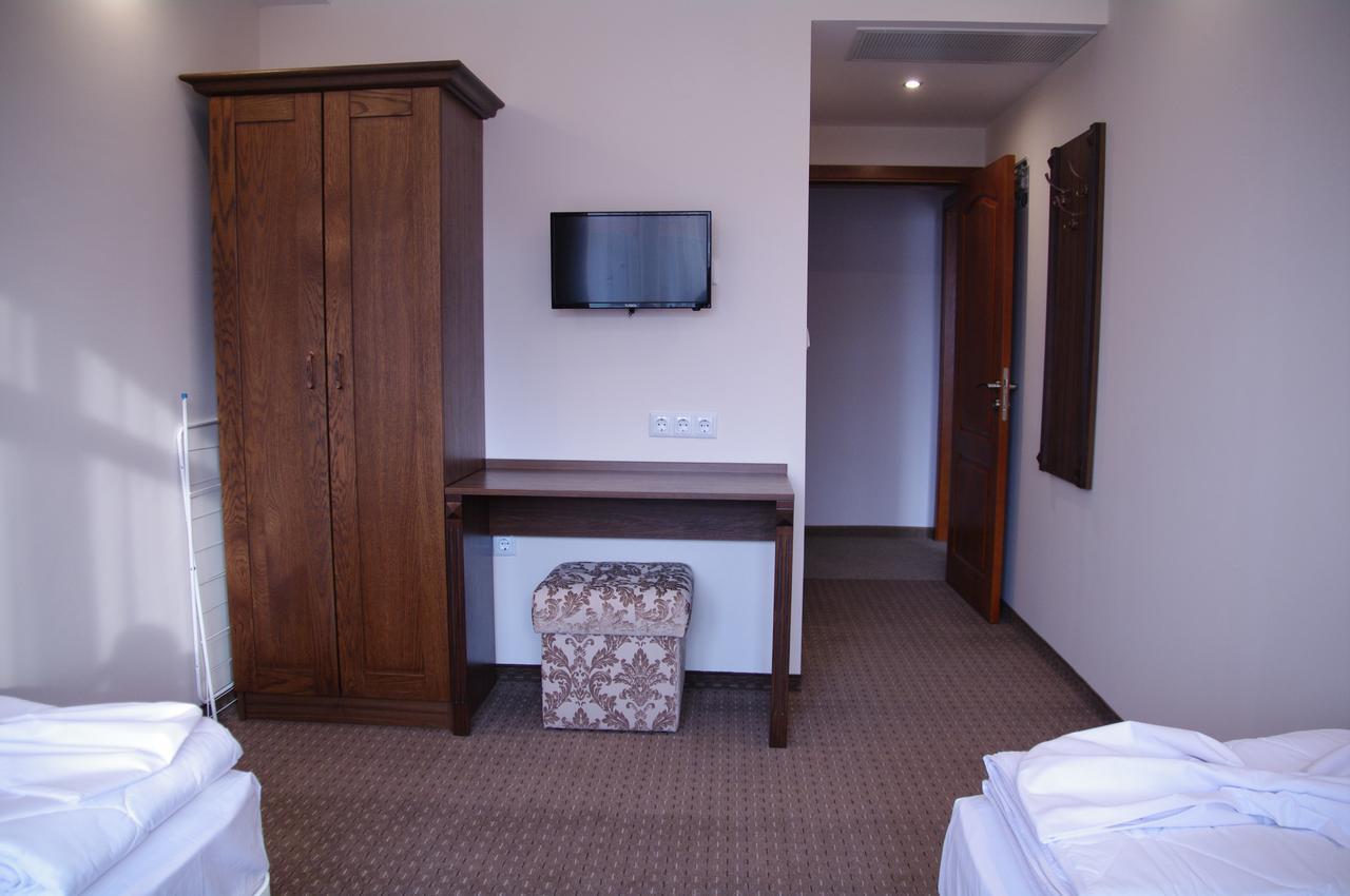 Hotel Aristokrat Obzor Buitenkant foto