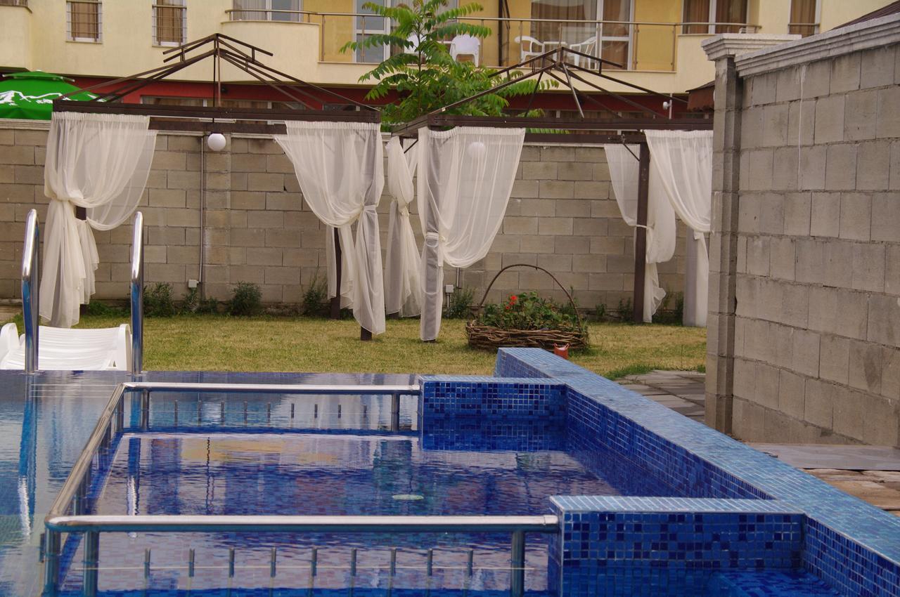 Hotel Aristokrat Obzor Buitenkant foto