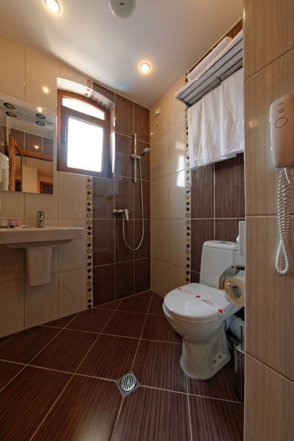 Hotel Aristokrat Obzor Buitenkant foto